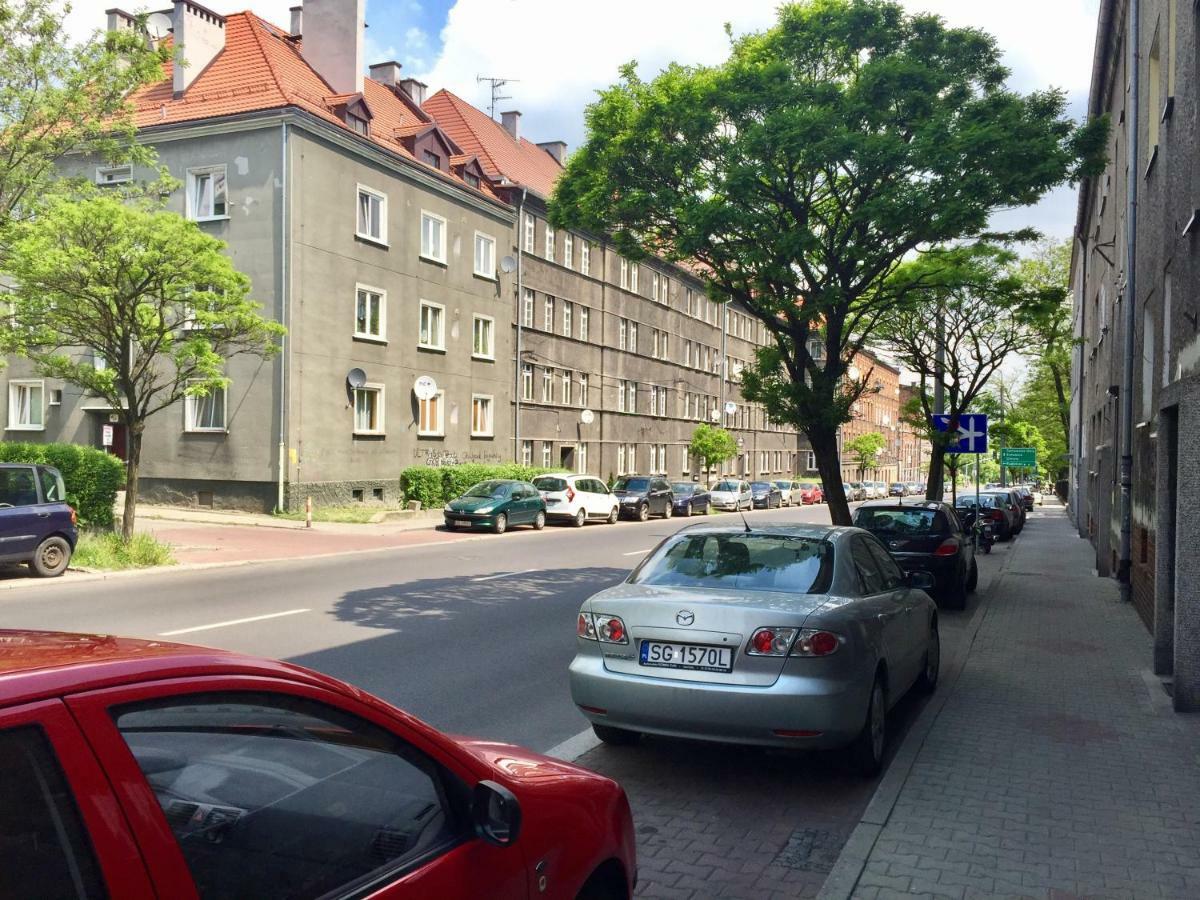 Apartament Joanna Parter Blisko Onkologii I Strefy Ekonomicznej Gliwice Exterior photo